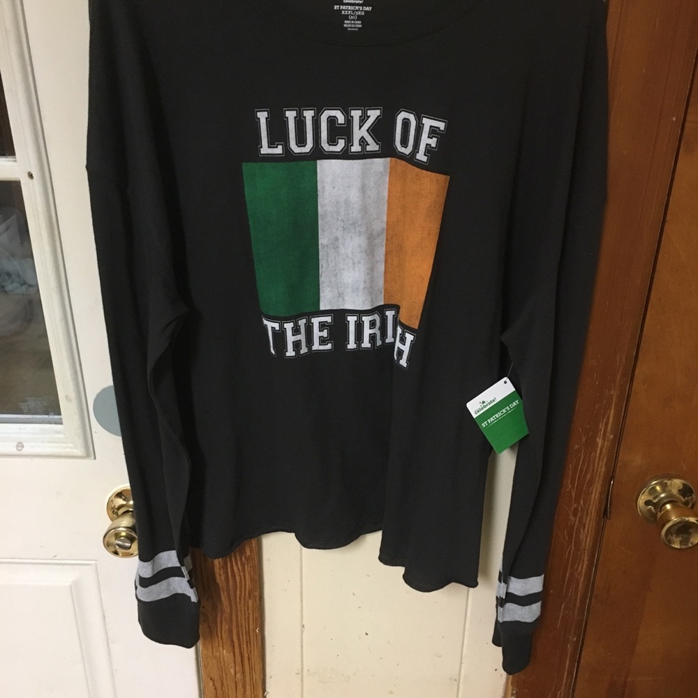 🌺NWT TEE Bundle 3 for 15🌺